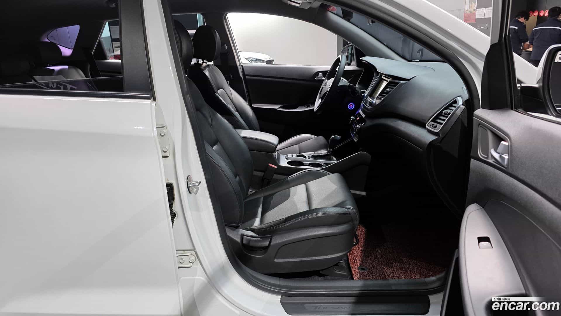 Tucson Hyundai 2015.3-INNER-010