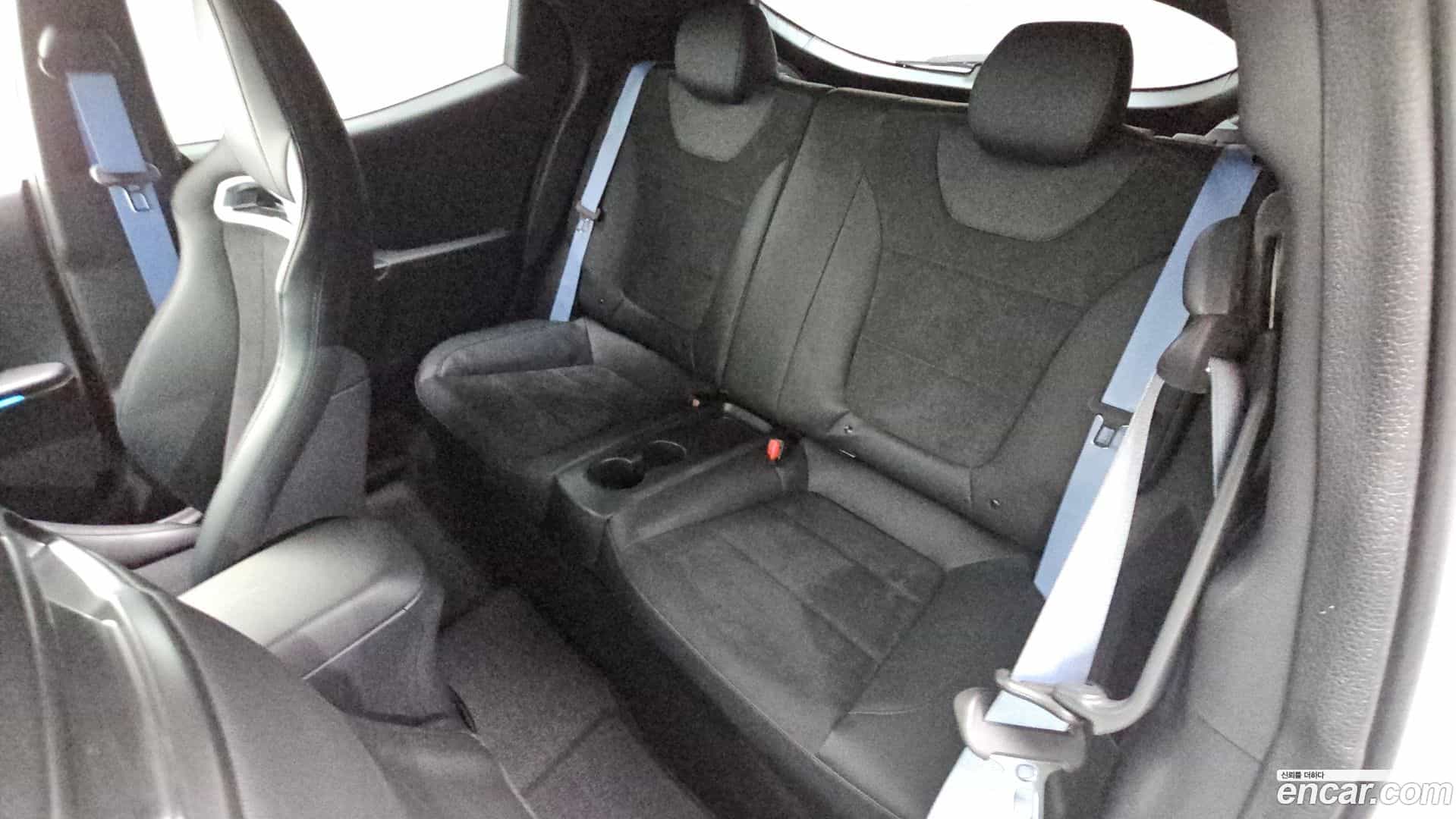 Veloster Hyundai 2021.2-OPTION-015