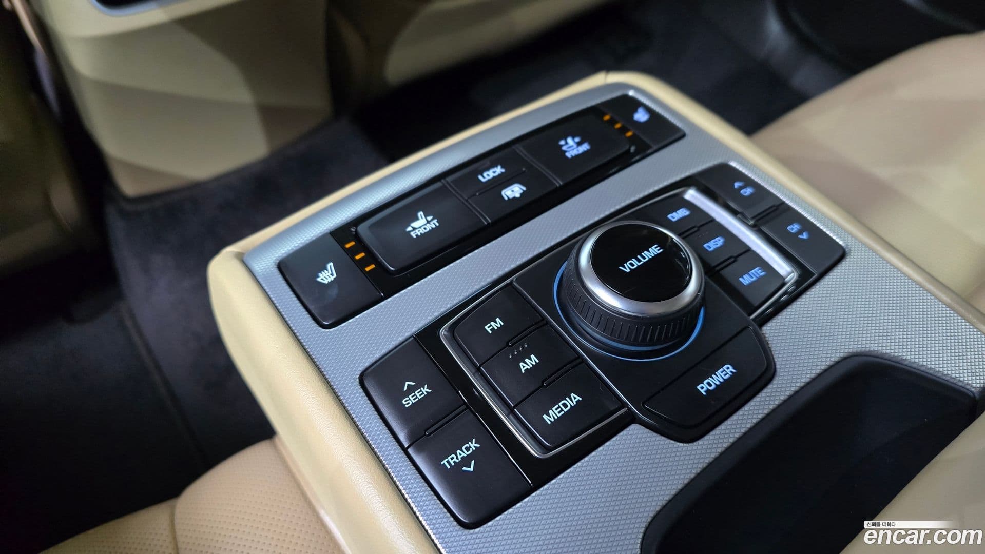 Main__Slider__Photo:G80 Genesis 2016.9-17