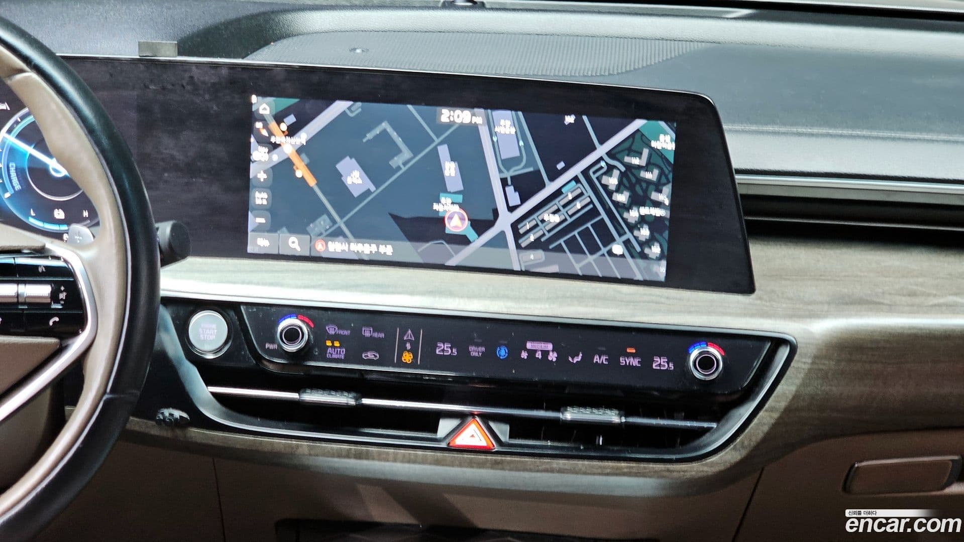 Main__Slider__Photo:K8 Kia 2021.6-13