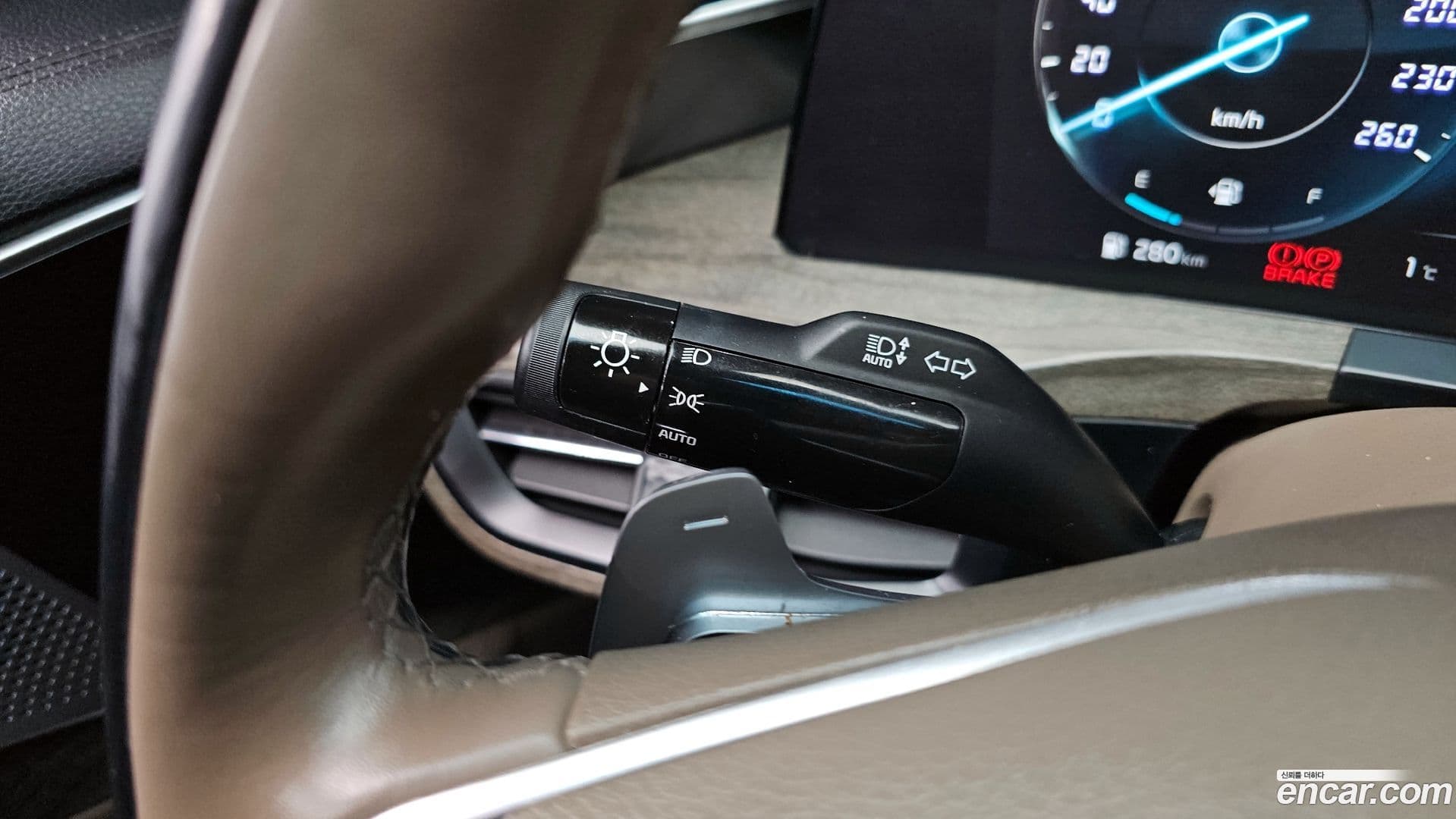 Main__Slider__Photo:K8 Kia 2021.6-16