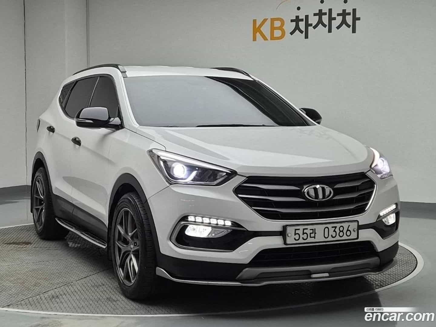 Santafe Hyundai 2015.10-OUTER-002