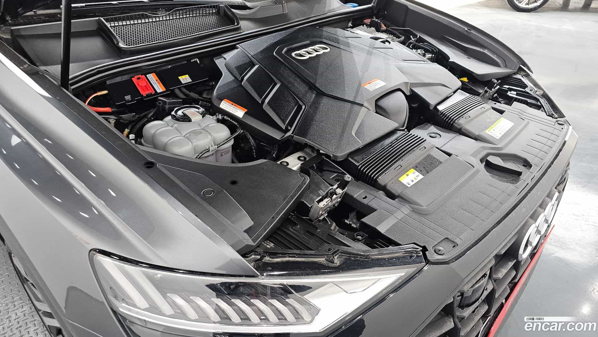 Q8 Audi 2023.8-INNER-006