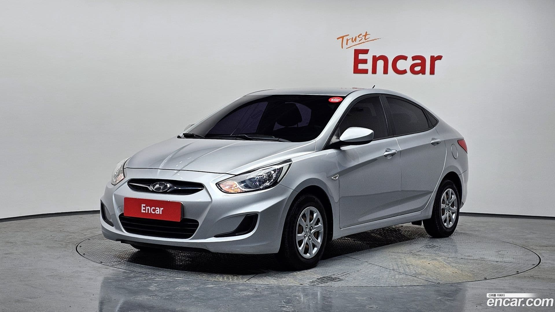 Main__Slider__Photo:Accent Hyundai 2012.10-0