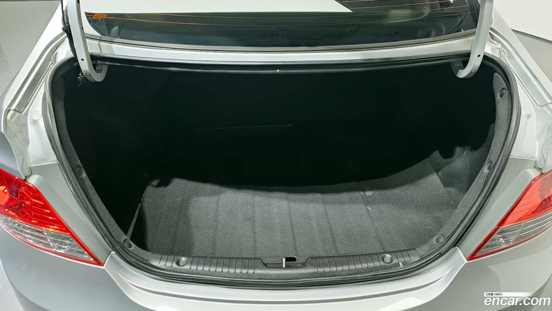 Accent Hyundai 2012.10-OPTION-024