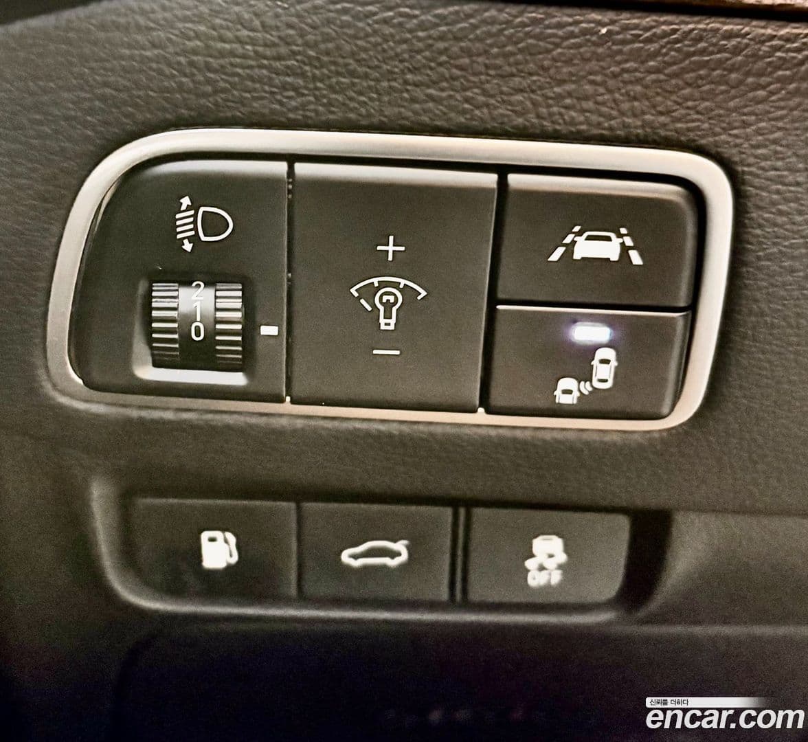 Main__Slider__Photo:Grandeur Hyundai 2019.9-11