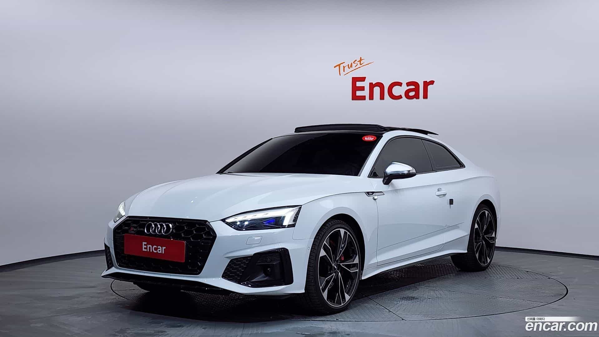 S5 Audi 2021.11-OUTER-001