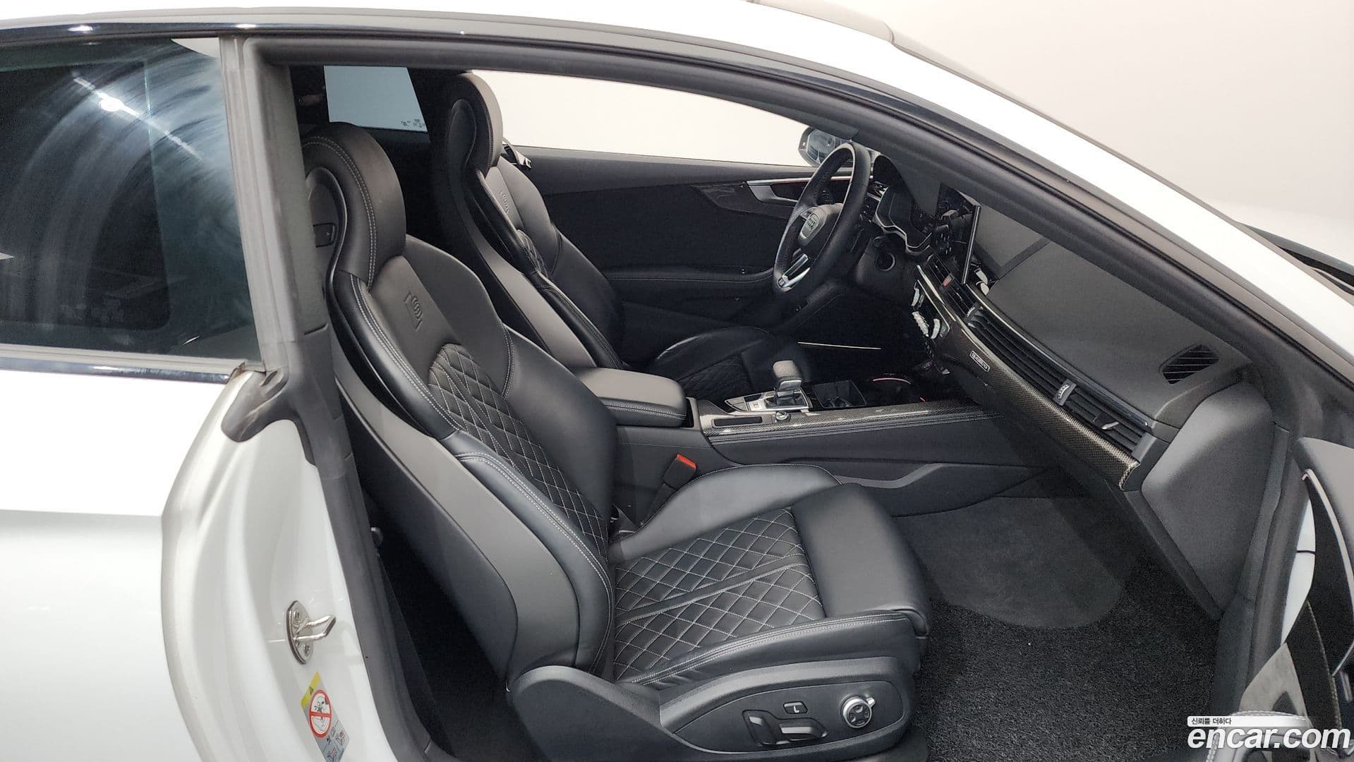 Main__Slider__Photo:S5 Audi 2021.11-10