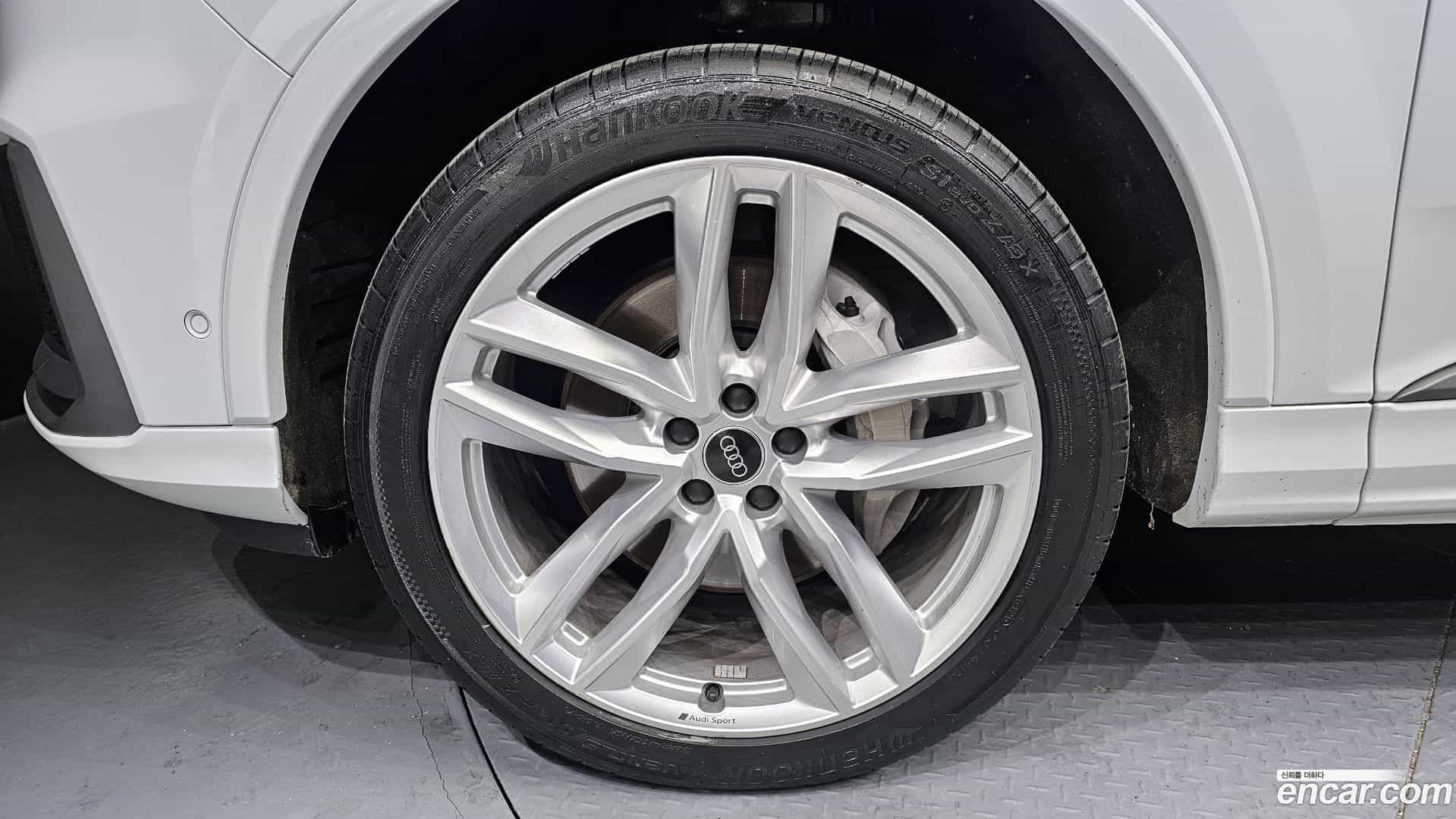 Q7 Audi 2023.2-OUTER-005