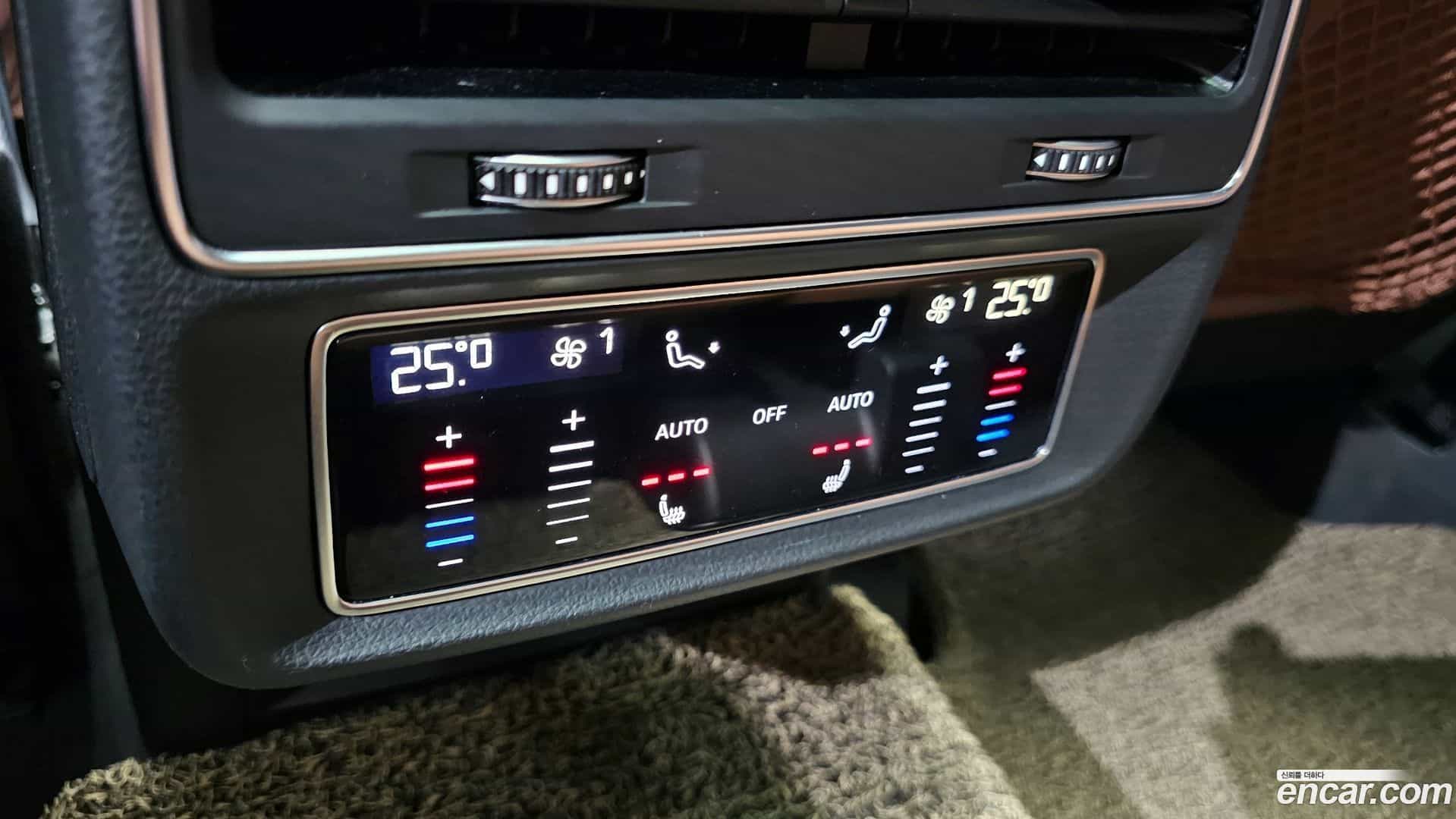 Q7 Audi 2023.2-OPTION-021