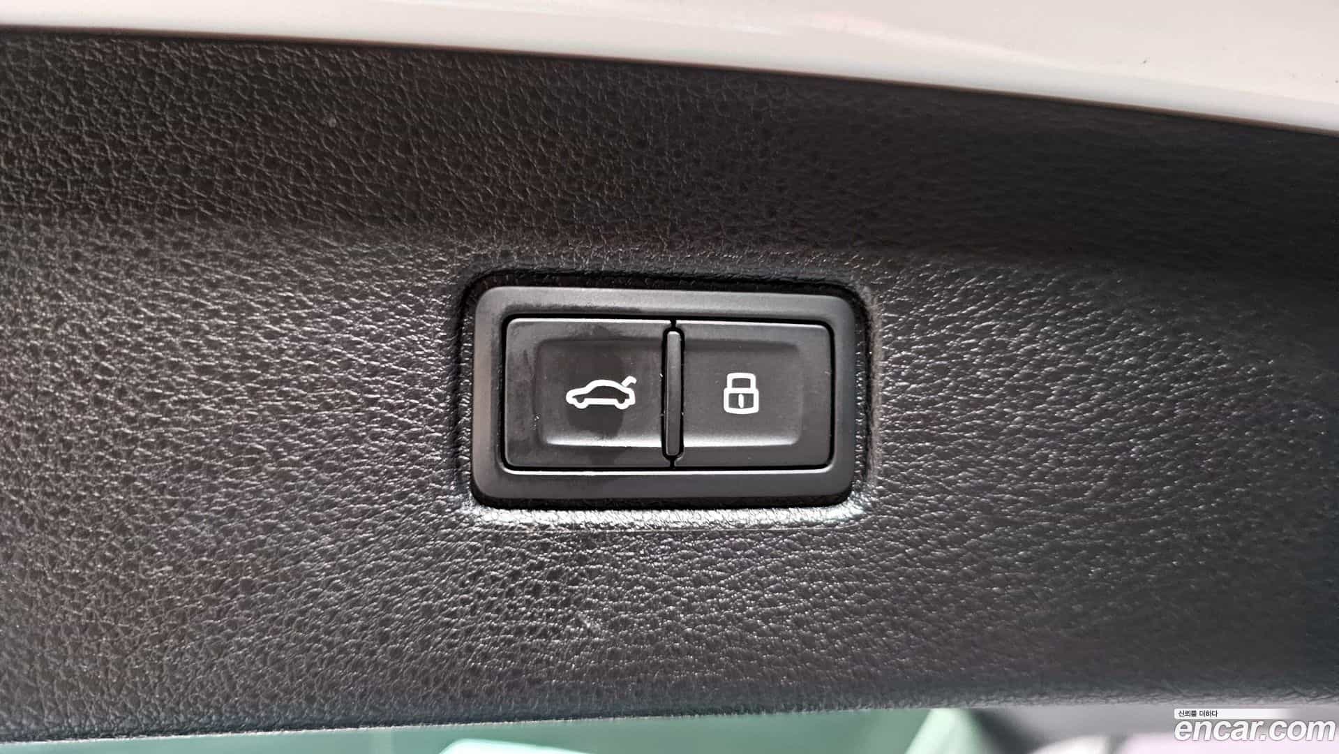 Q7 Audi 2023.2-OPTION-022