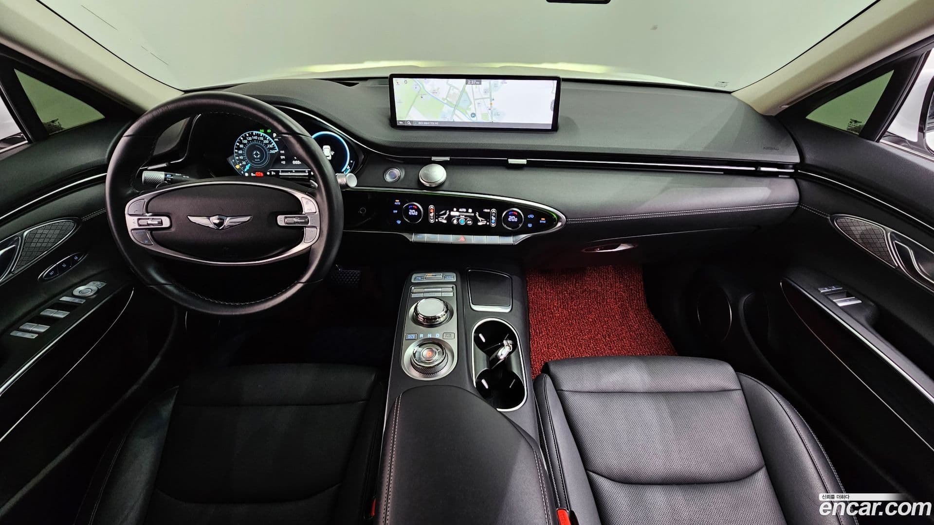 Main__Slider__Photo:GV70 Genesis 2021.11-6