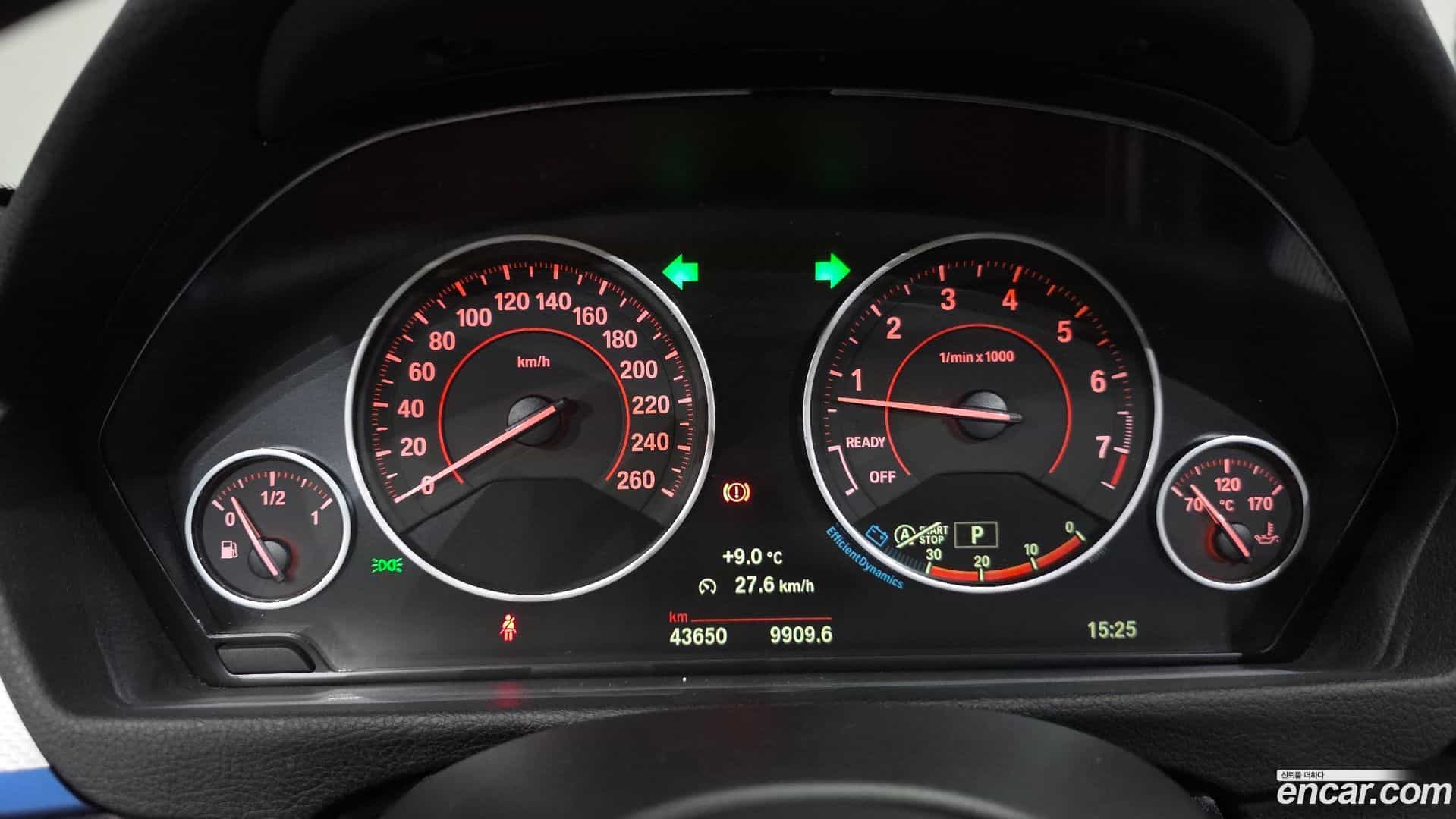 3-Series BMW 2018.0-INNER-008