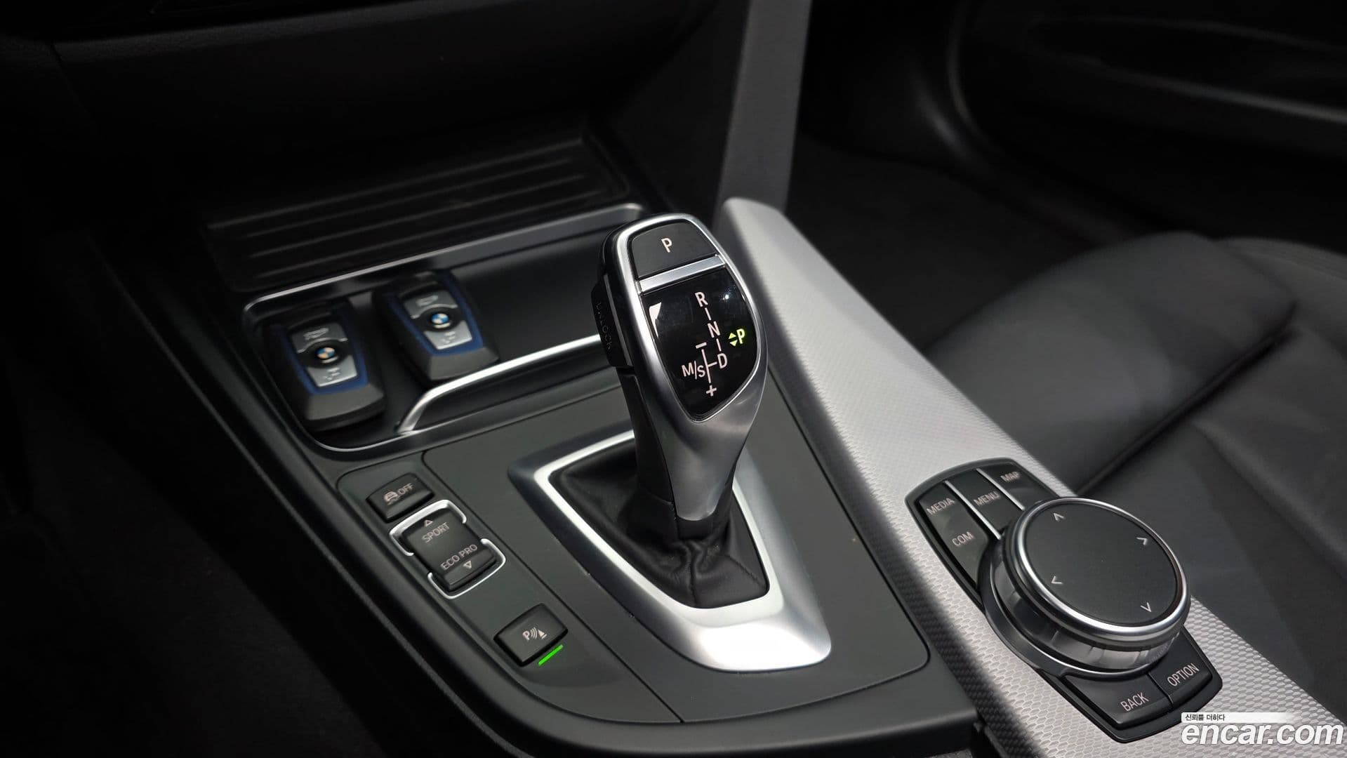 Main__Slider__Photo:3-Series BMW 2018.0-8