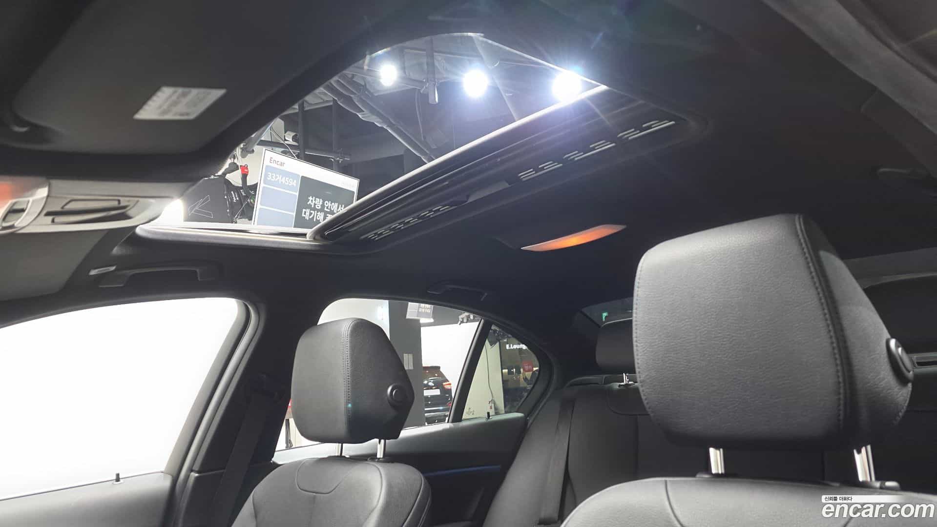 3-Series BMW 2018.0-OPTION-023