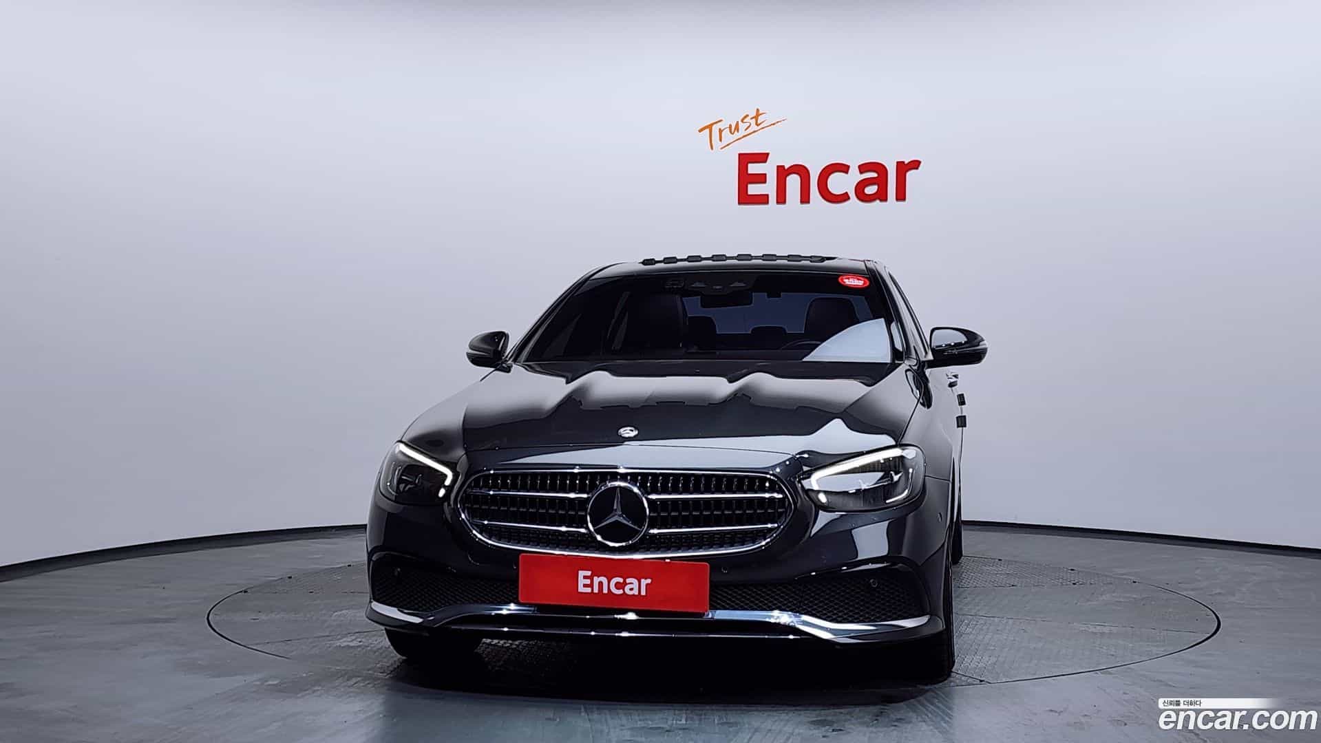 E-Class Mercedes-Benz 2021.1-OUTER-003