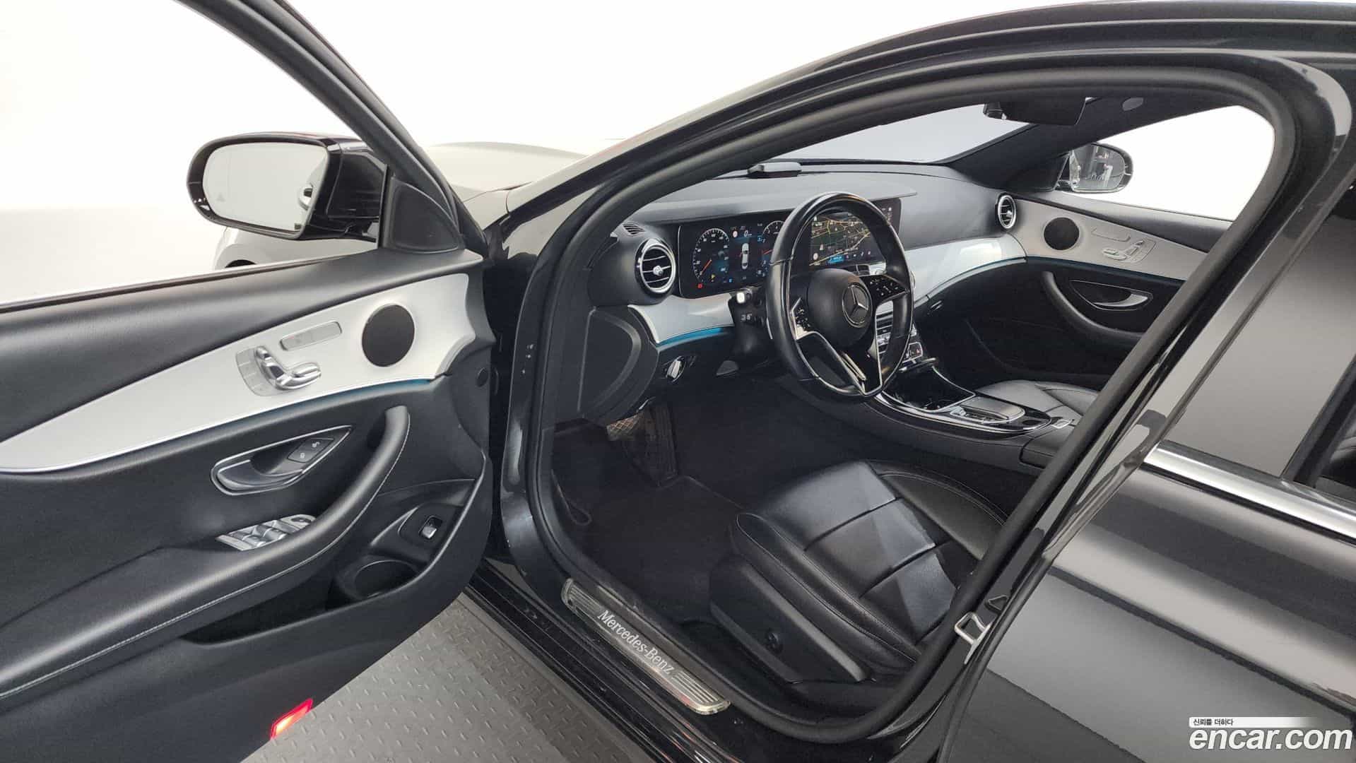 E-Class Mercedes-Benz 2021.1-INNER-010
