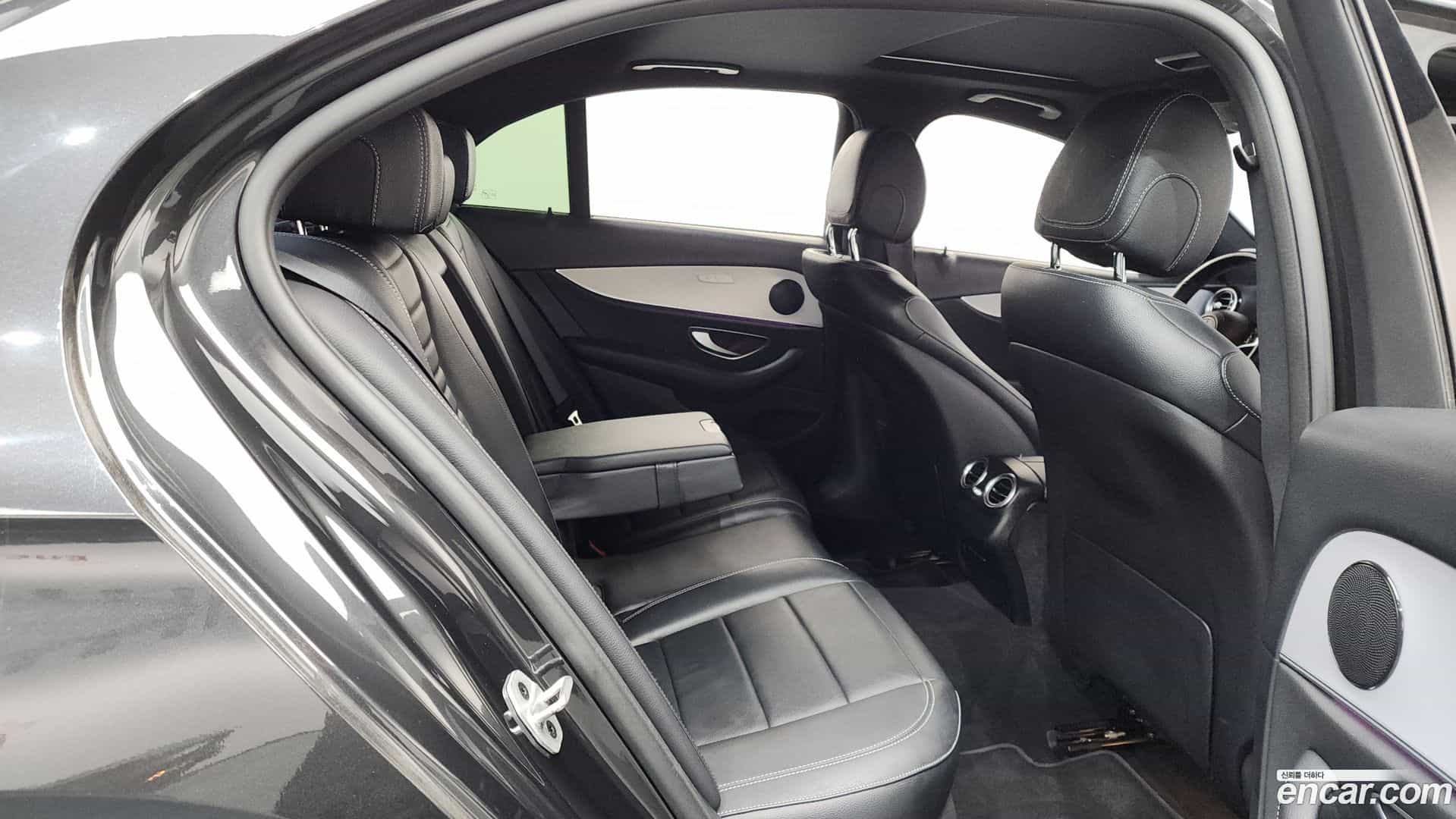 E-Class Mercedes-Benz 2021.1-OPTION-016