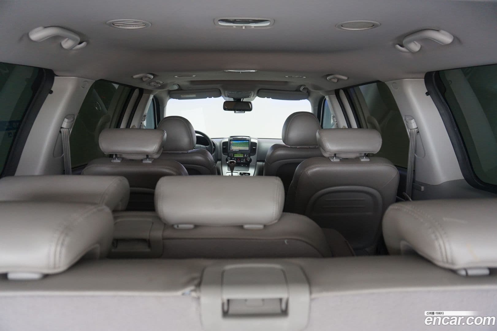 Main__Slider__Photo:Canival Kia 2013.0-18