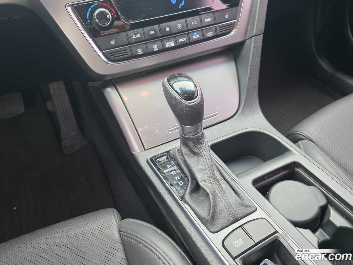 Sonata Hyundai 2015.4-INNER-009