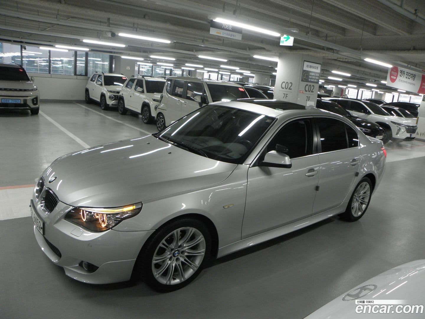 Main__Slider__Photo:5-Series BMW 2010.2-5
