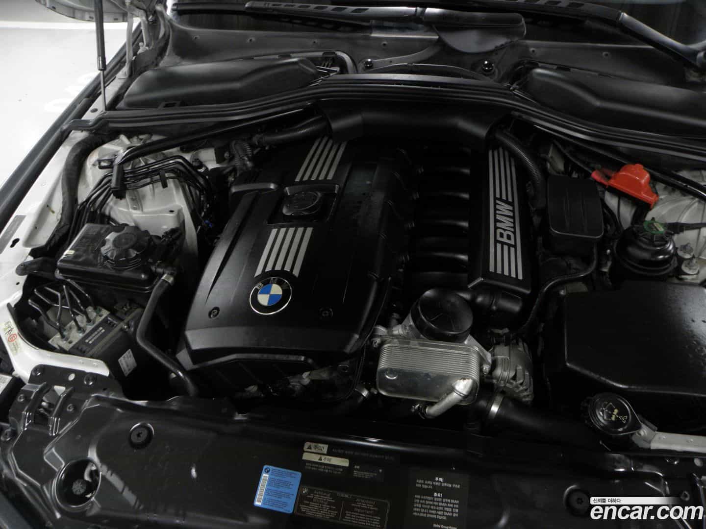 5-Series BMW 2010.2-INNER-007