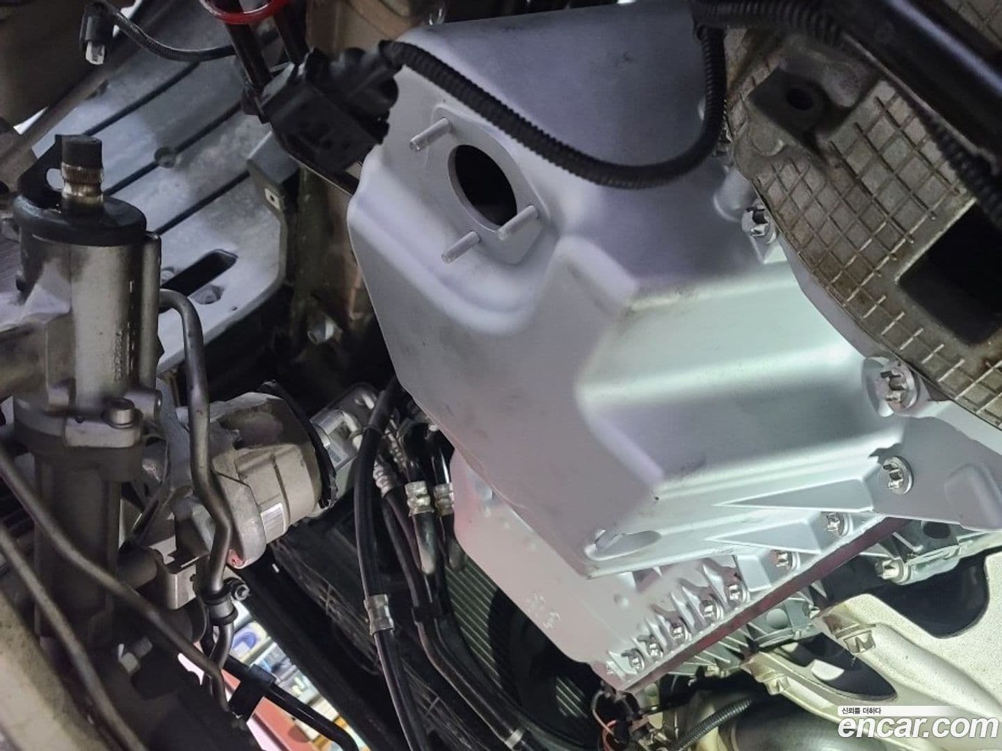 Main__Slider__Photo:5-Series BMW 2010.2-19