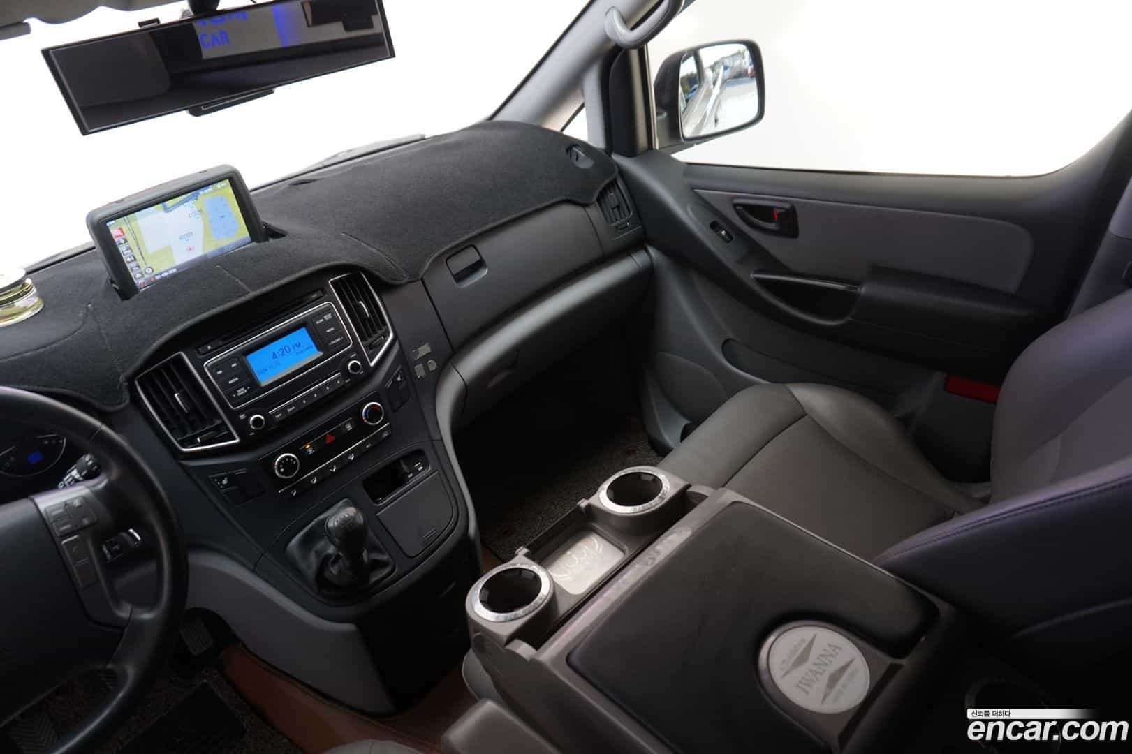 Starex Hyundai 2017.6-INNER-007