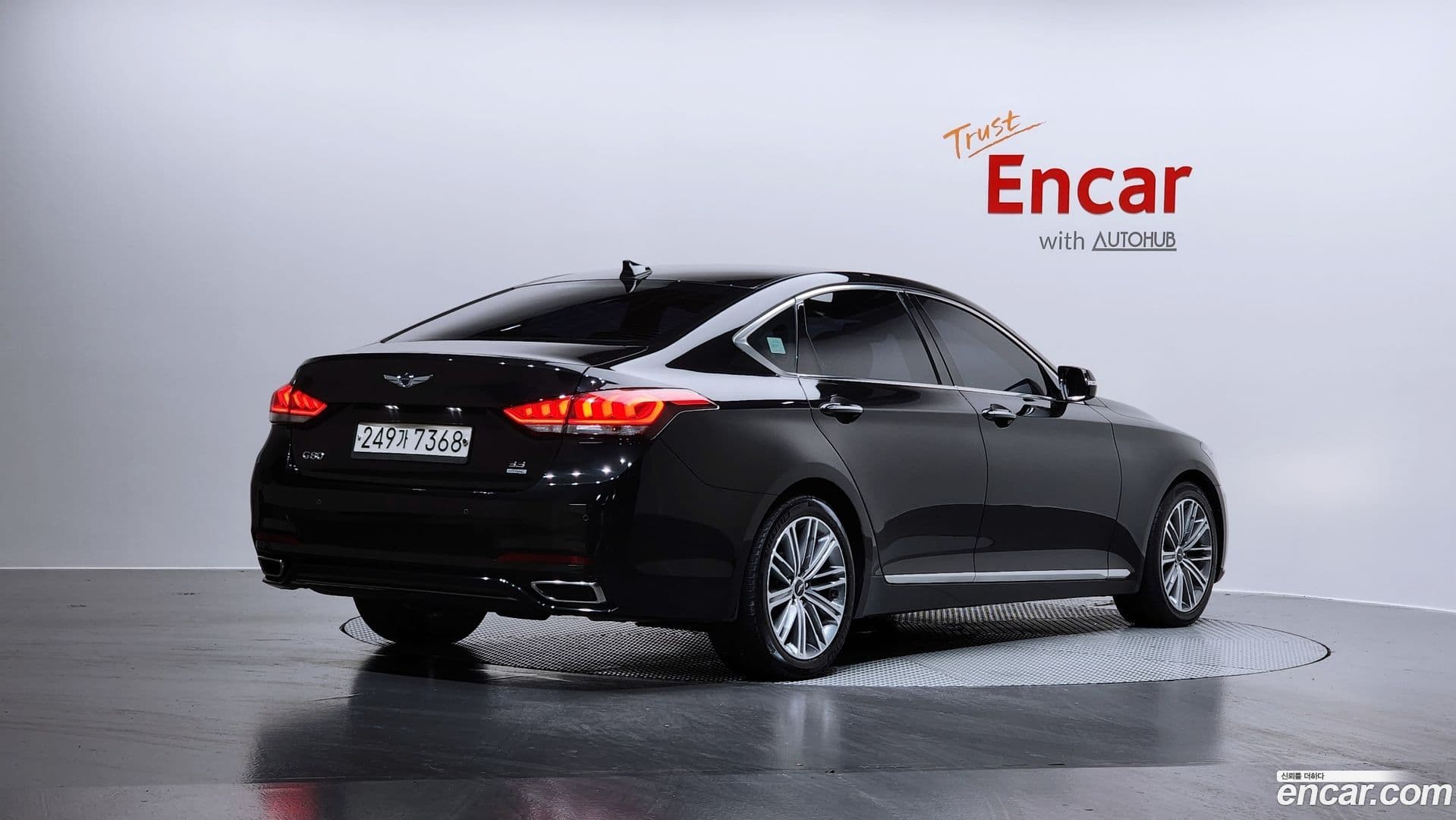 Main__Slider__Photo:G80 Genesis 2019.3-1