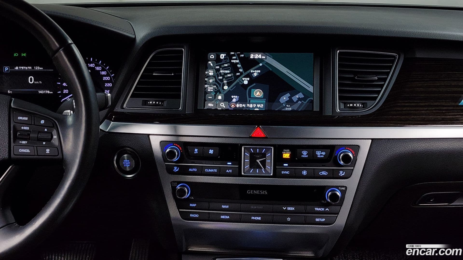 Main__Slider__Photo:G80 Genesis 2019.3-13