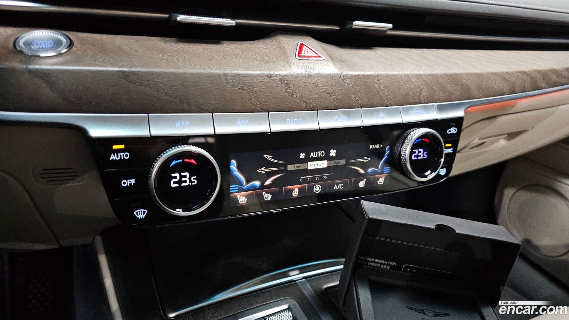 Main__Slider__Photo:G80 Genesis 2020.11-15