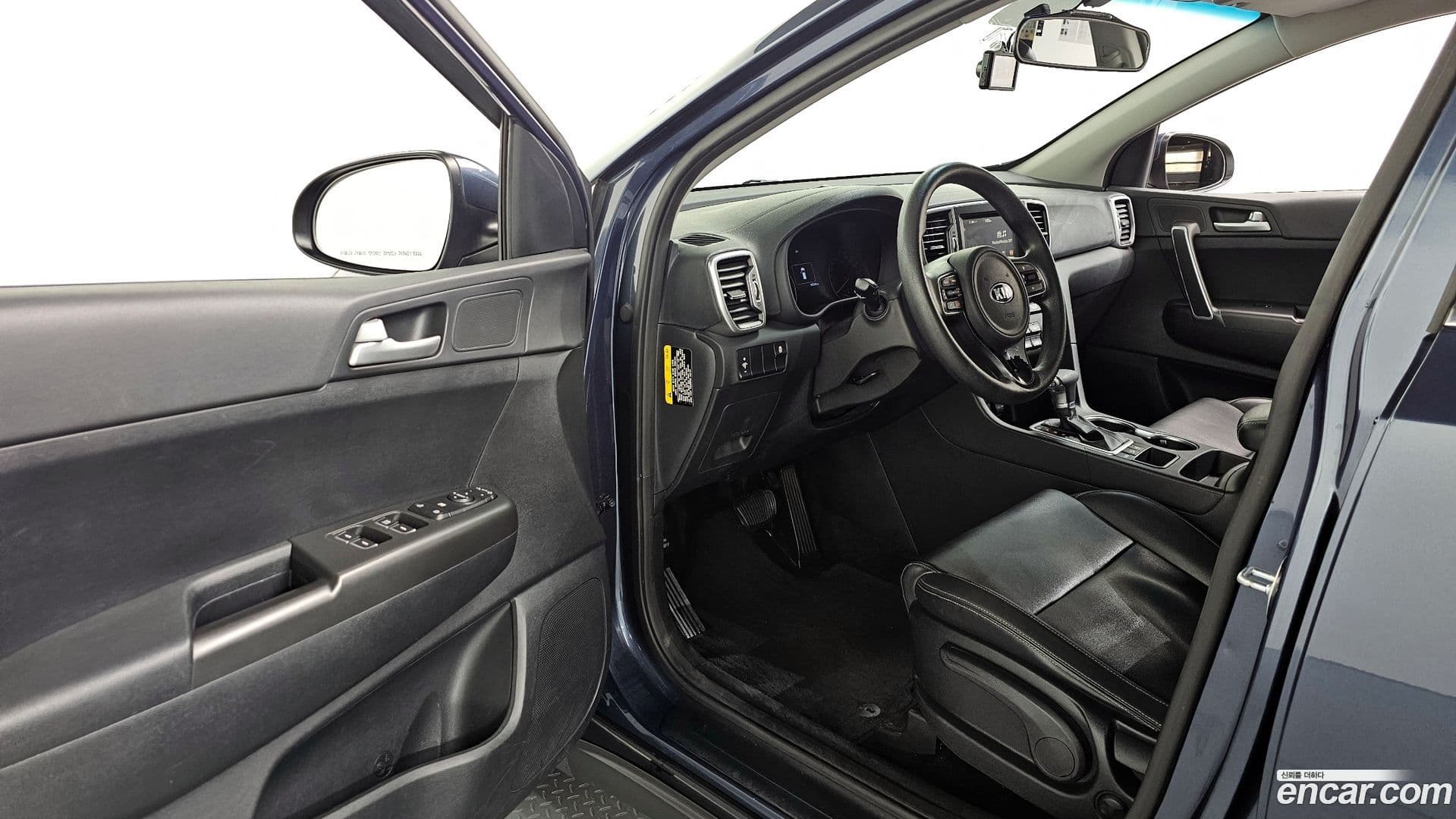 Main__Slider__Photo:Sportage Kia 2016.1-10