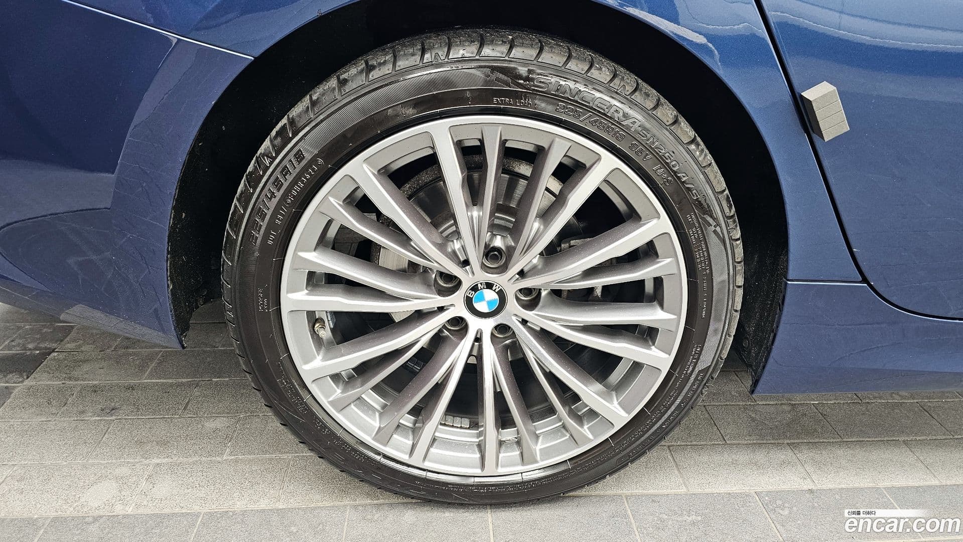 Main__Slider__Photo:3-Series BMW 2022.8-4