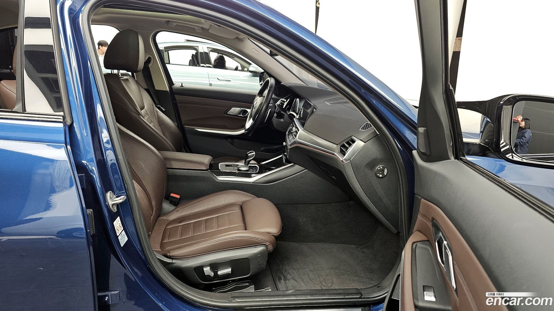 Main__Slider__Photo:3-Series BMW 2022.8-10