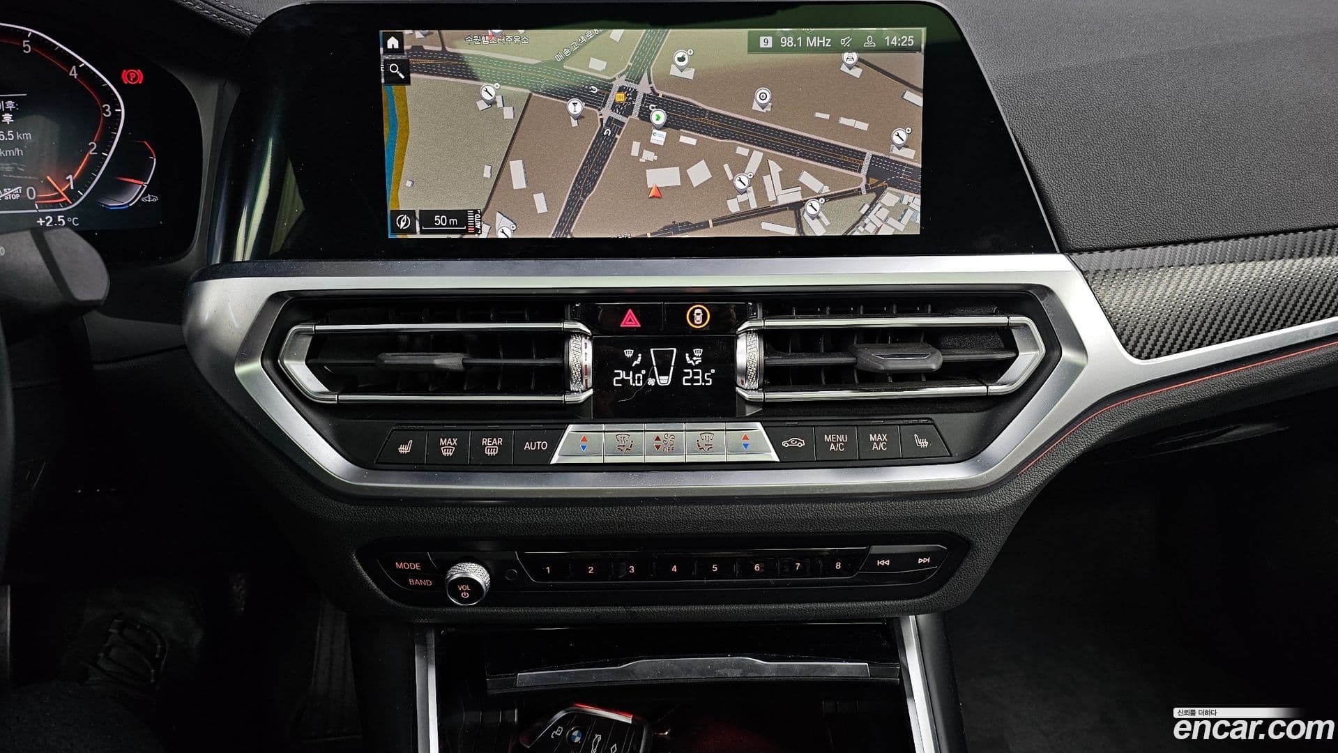 Main__Slider__Photo:3-Series BMW 2022.8-13