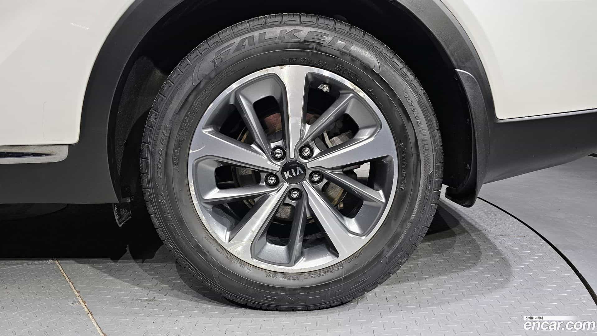 Sorento Kia 2017.8-OUTER-005