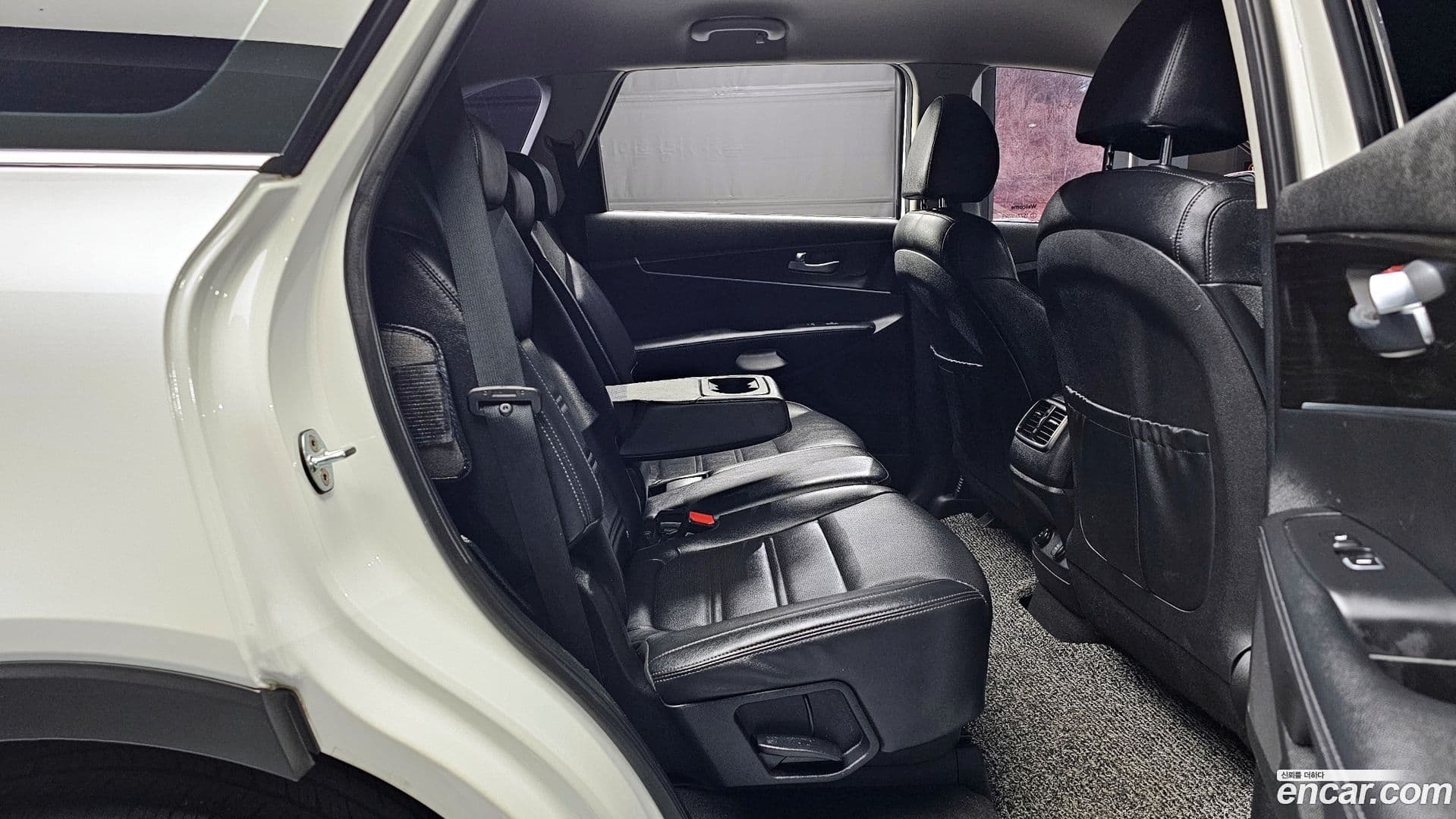 Main__Slider__Photo:Sorento Kia 2017.8-11