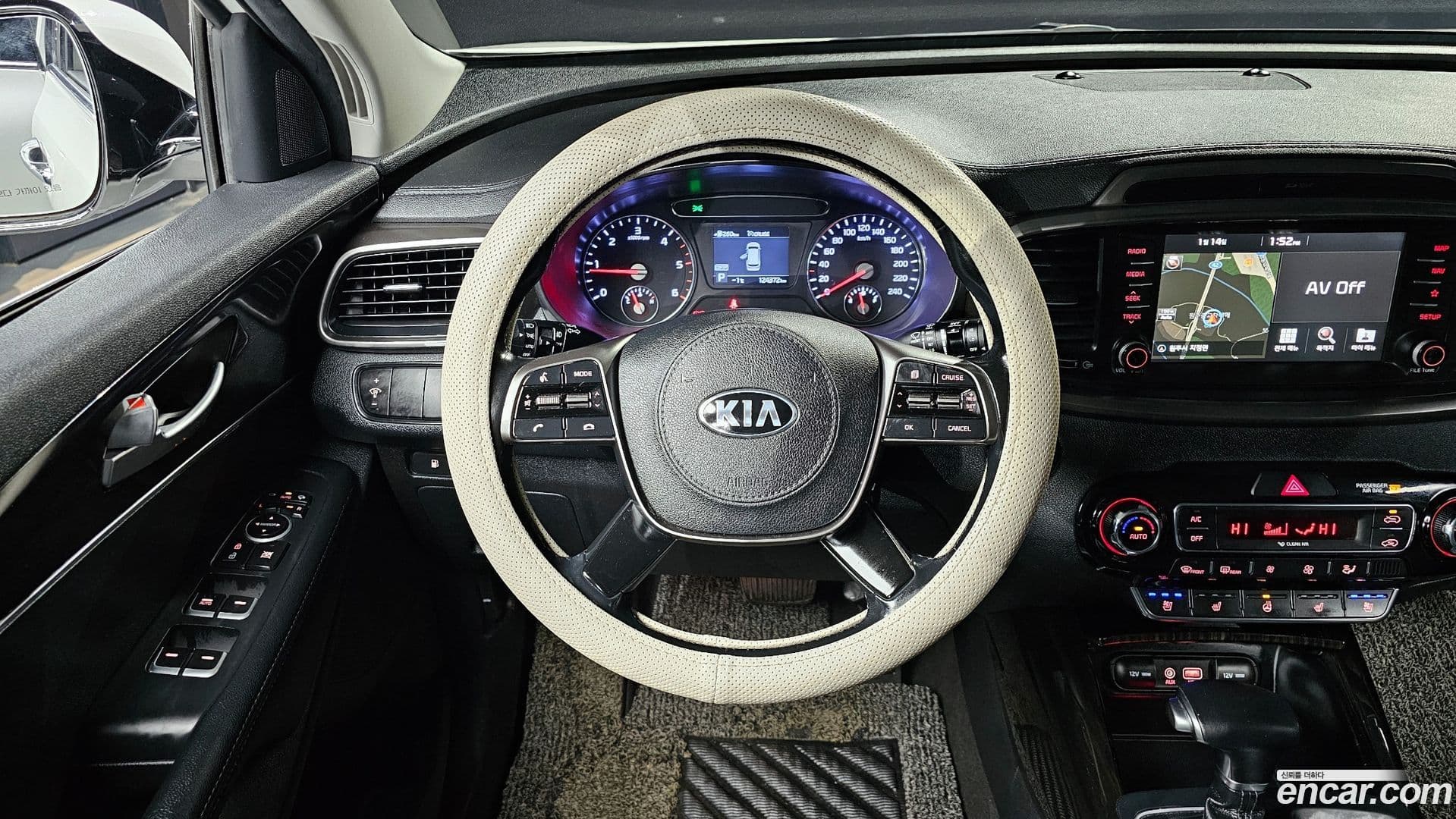 Main__Slider__Photo:Sorento Kia 2017.8-12