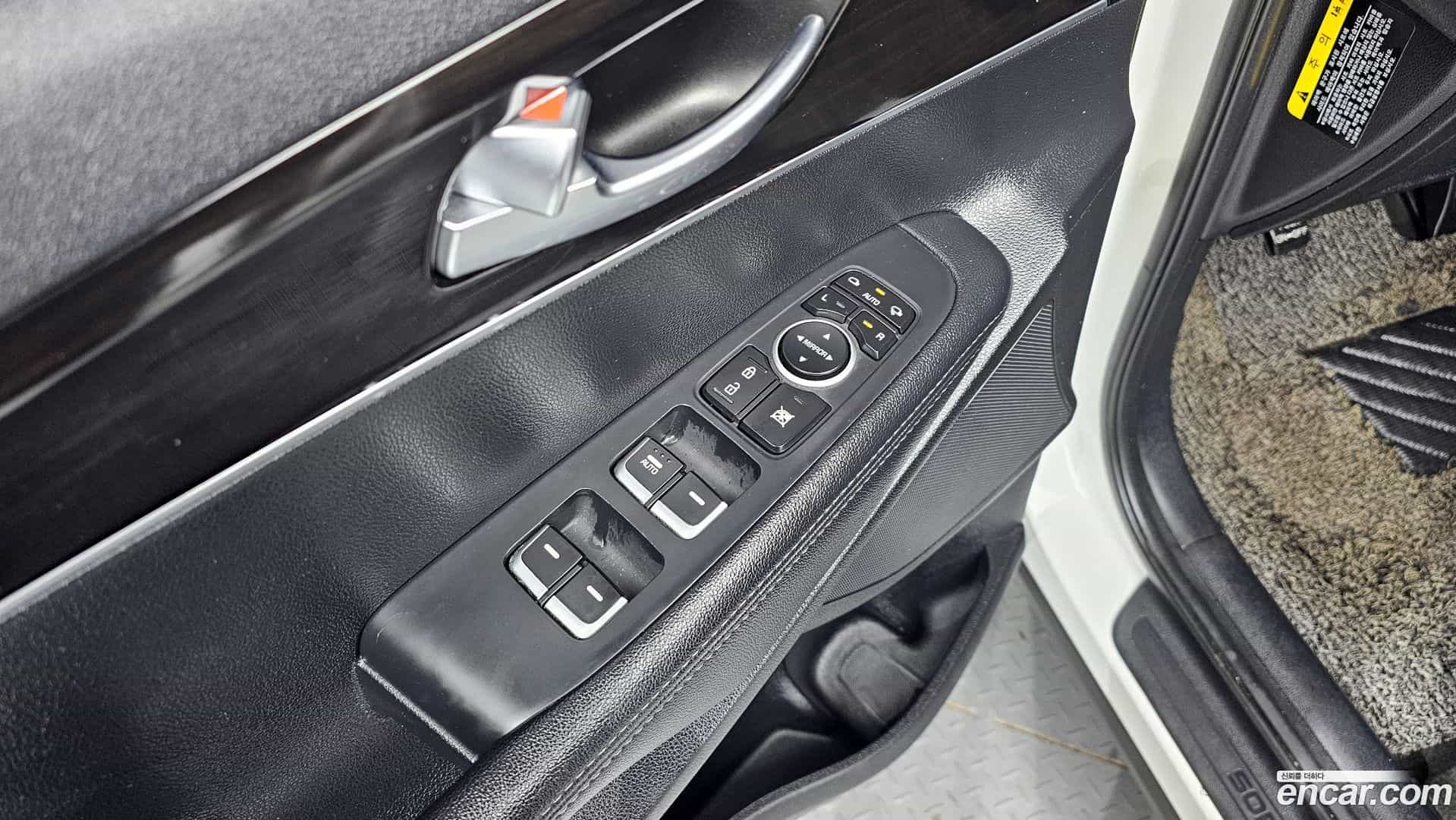 Sorento Kia 2017.8-OPTION-018