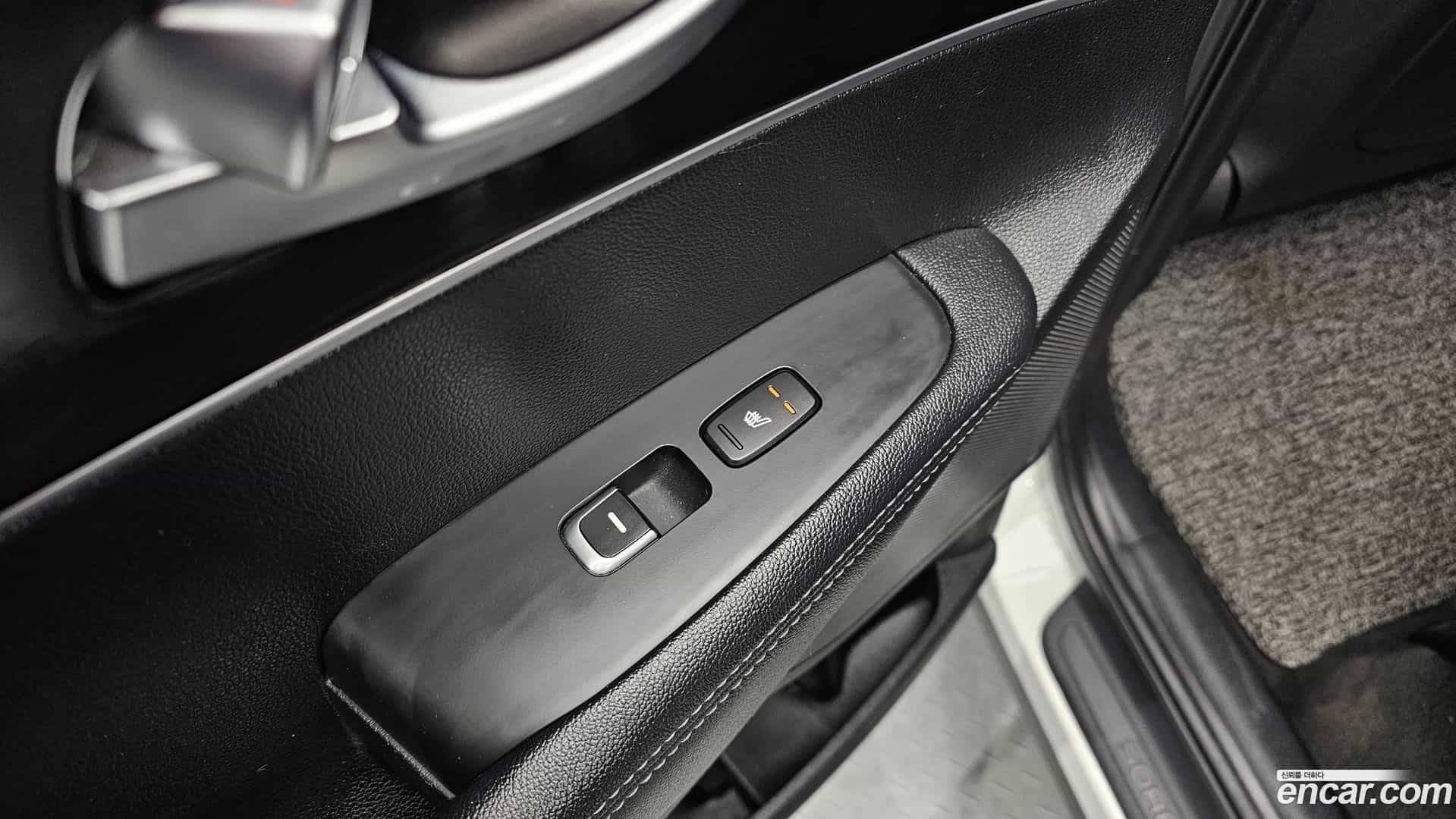 Sorento Kia 2017.8-OPTION-023