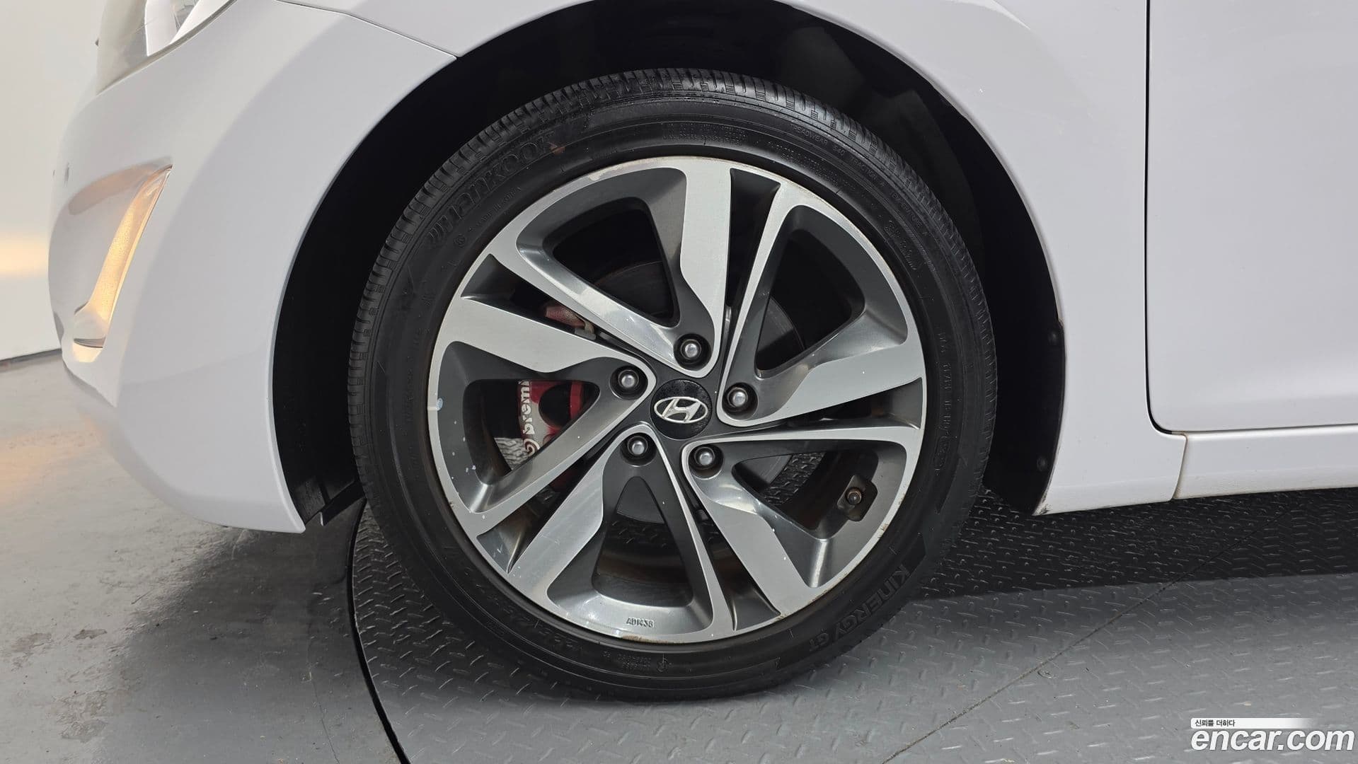 Main__Slider__Photo:AVANTE Hyundai 2015.7-4