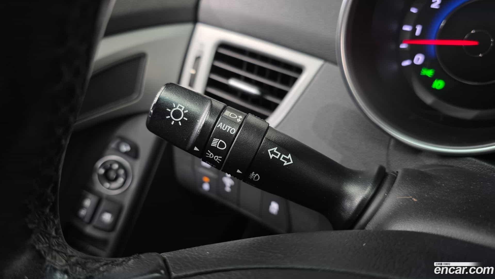 AVANTE Hyundai 2015.7-OPTION-021