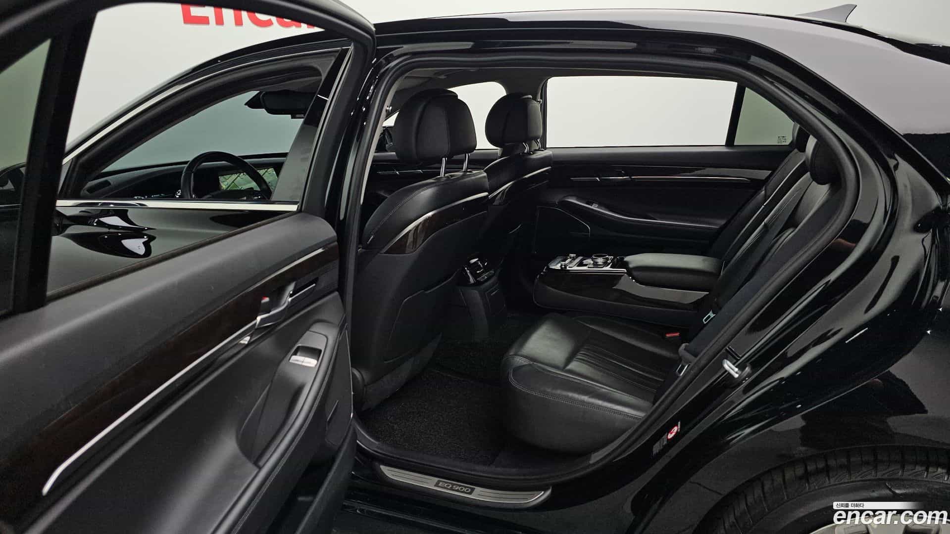 EQ900 Genesis 2016.2-OPTION-016