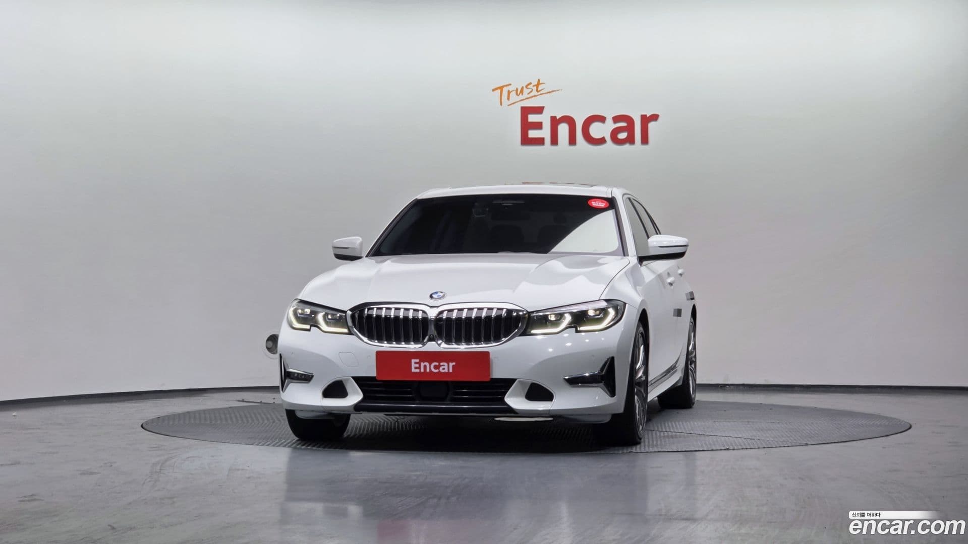 Main__Slider__Photo:3-Series BMW 2019.5-2