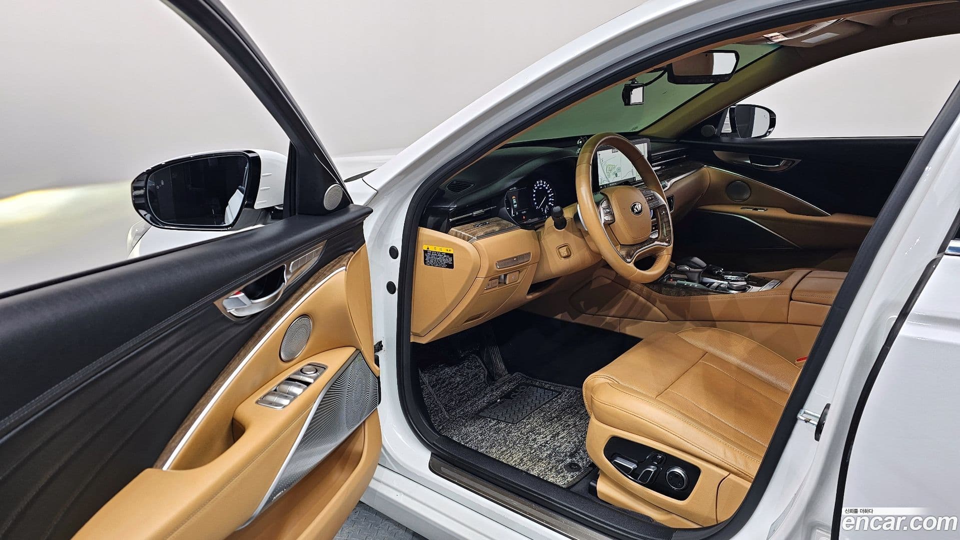 Main__Slider__Photo:K9 Kia 2020.9-10