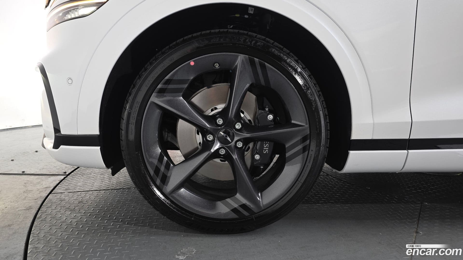 Main__Slider__Photo:GV70 Genesis 2025.4-4