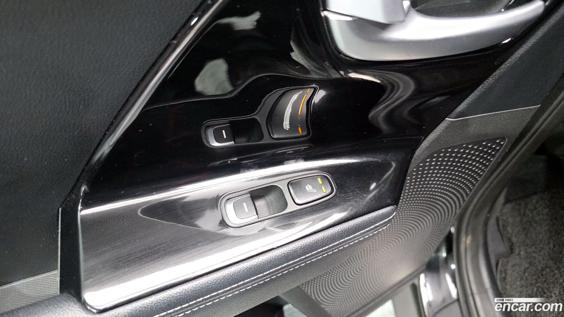 Main__Slider__Photo:Niro Kia 2016.3-17