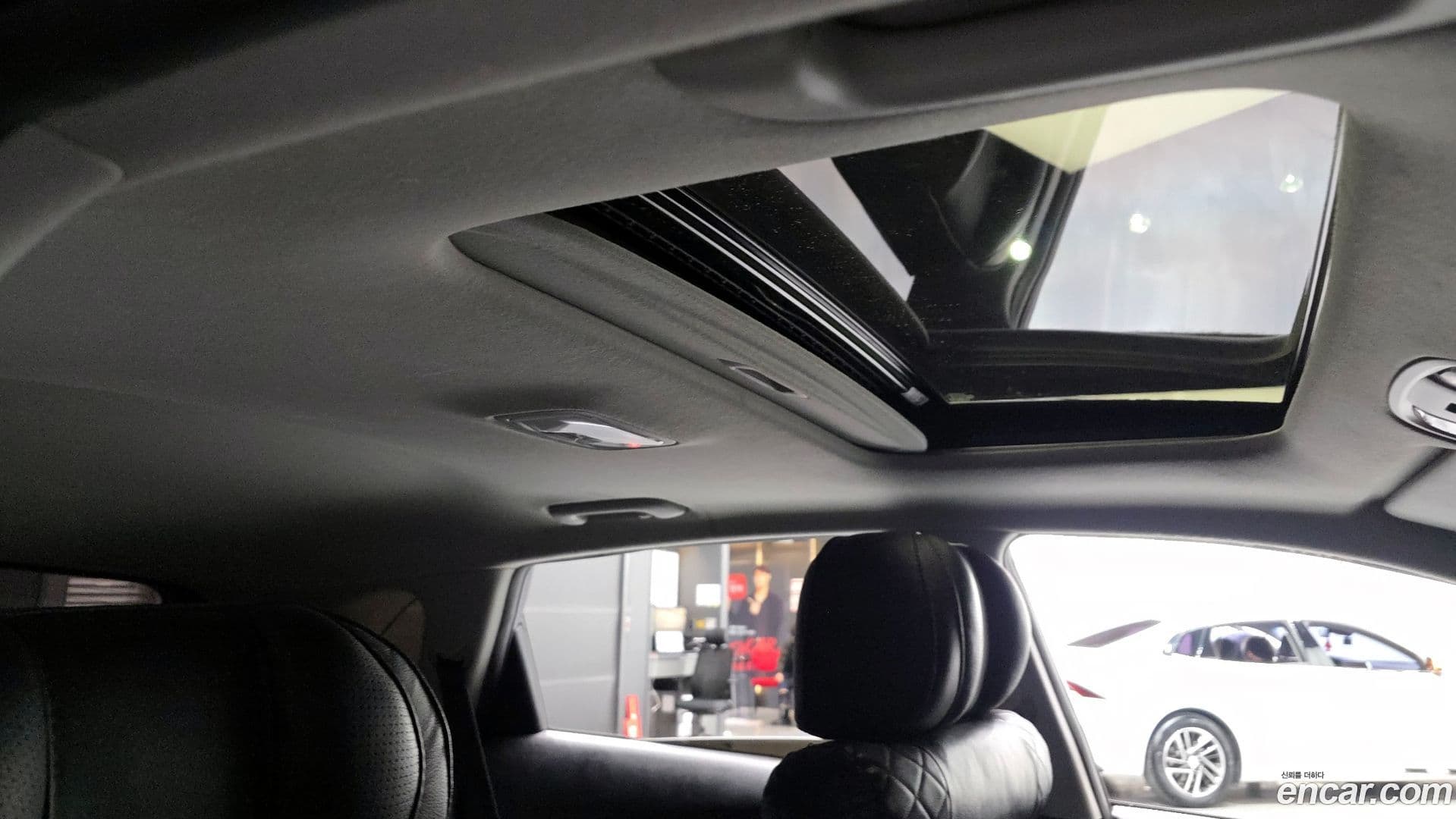 Main__Slider__Photo:Niro Kia 2016.3-18