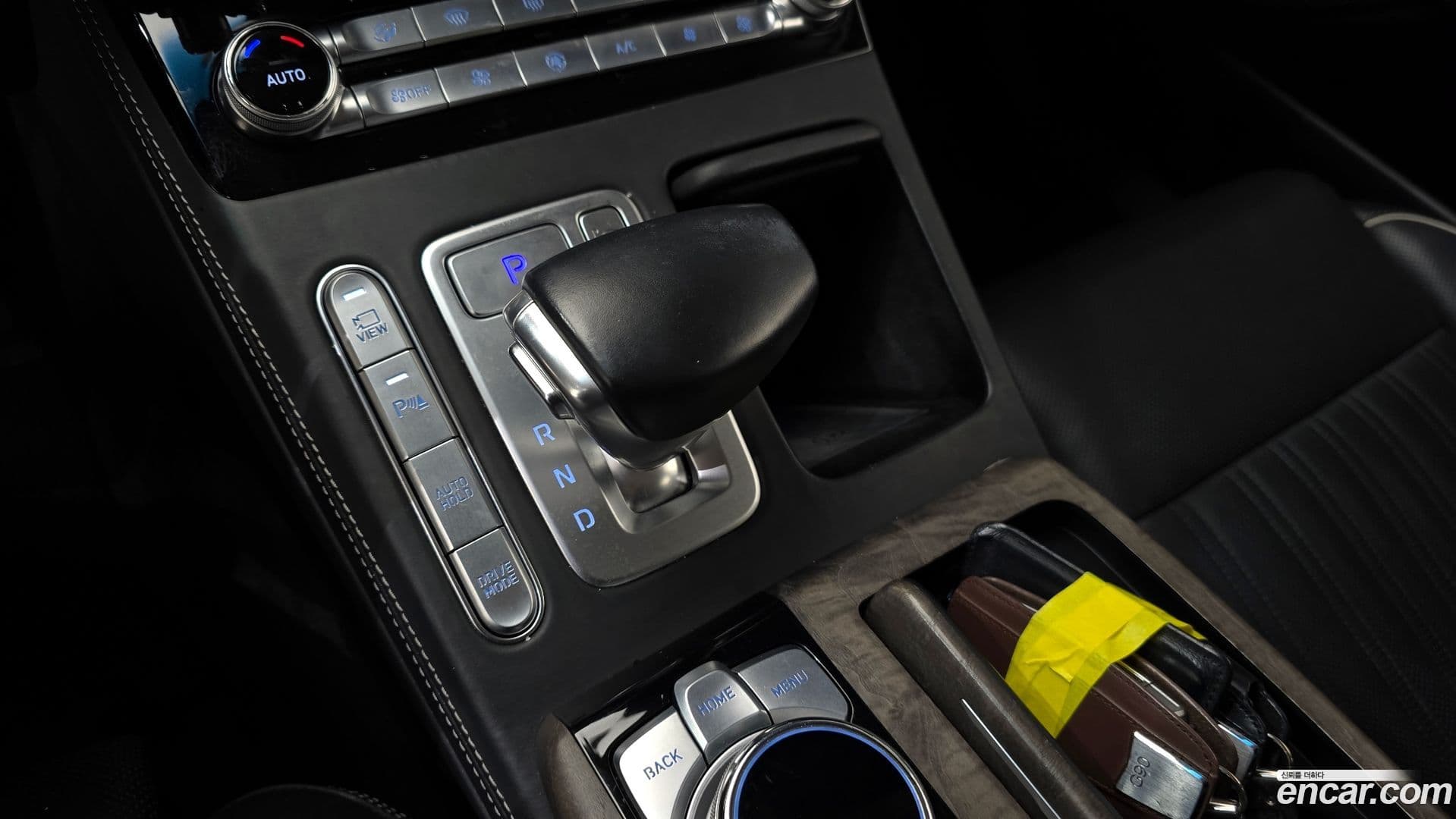 Main__Slider__Photo:G90 Genesis 2019.4-8