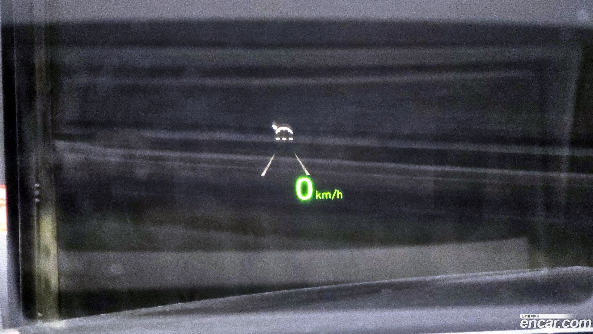 Main__Slider__Photo:G90 Genesis 2019.4-16